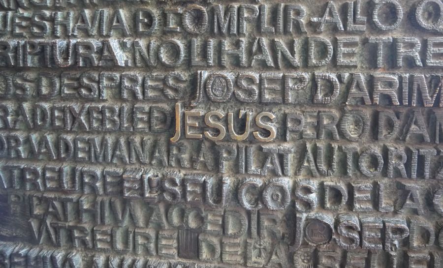 Photo of the back door of the Sagrada Família (Barcelona) with the word Jesus displayed prominently